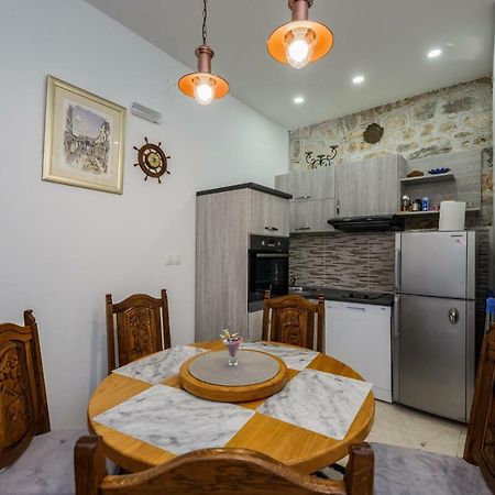 Apartman Lavanda Каштела Екстер'єр фото