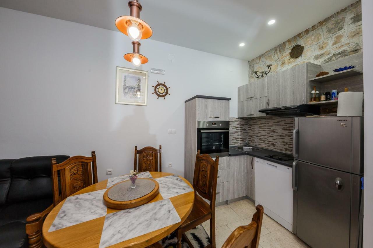 Apartman Lavanda Каштела Екстер'єр фото